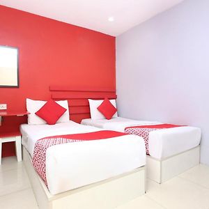 Oyo 89654 My New Home Hotel